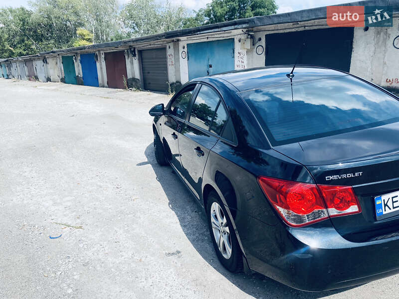 Седан Chevrolet Cruze 2011 в Кам'янському