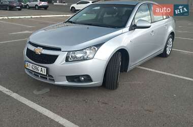 Седан Chevrolet Cruze 2011 в Києві
