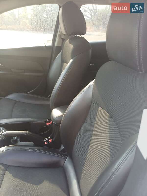 Универсал Chevrolet Cruze 2012 в Николаеве