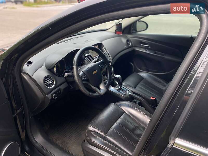 Седан Chevrolet Cruze 2012 в Киеве
