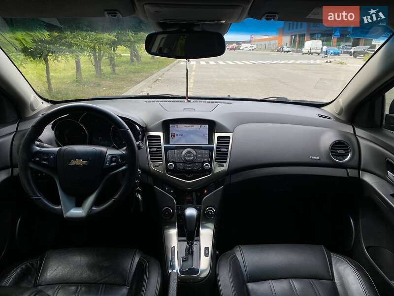 Седан Chevrolet Cruze 2012 в Киеве