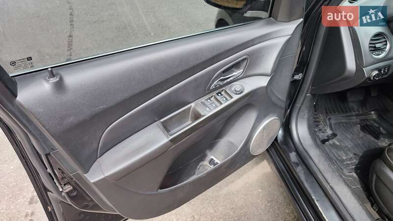 Седан Chevrolet Cruze 2012 в Кропивницькому