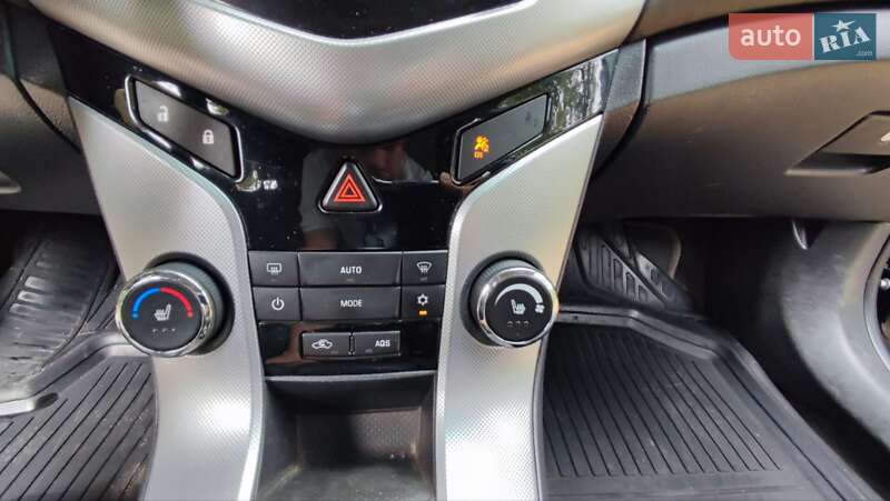 Седан Chevrolet Cruze 2012 в Кропивницькому