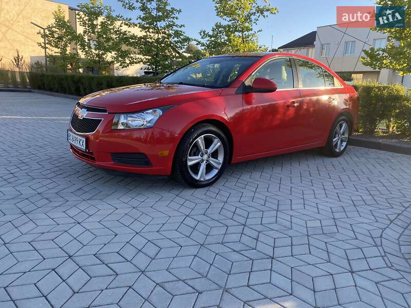 Седан Chevrolet Cruze 2015 в Львове