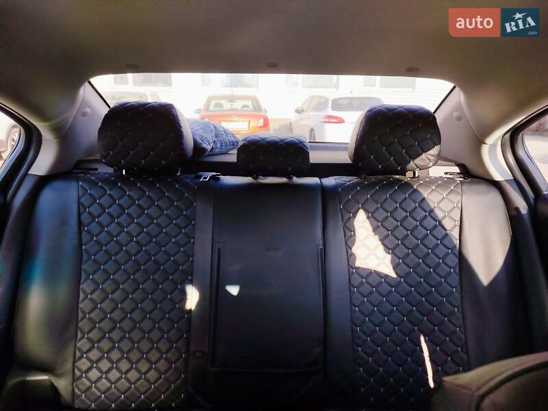 Седан Chevrolet Cruze 2012 в Вінниці