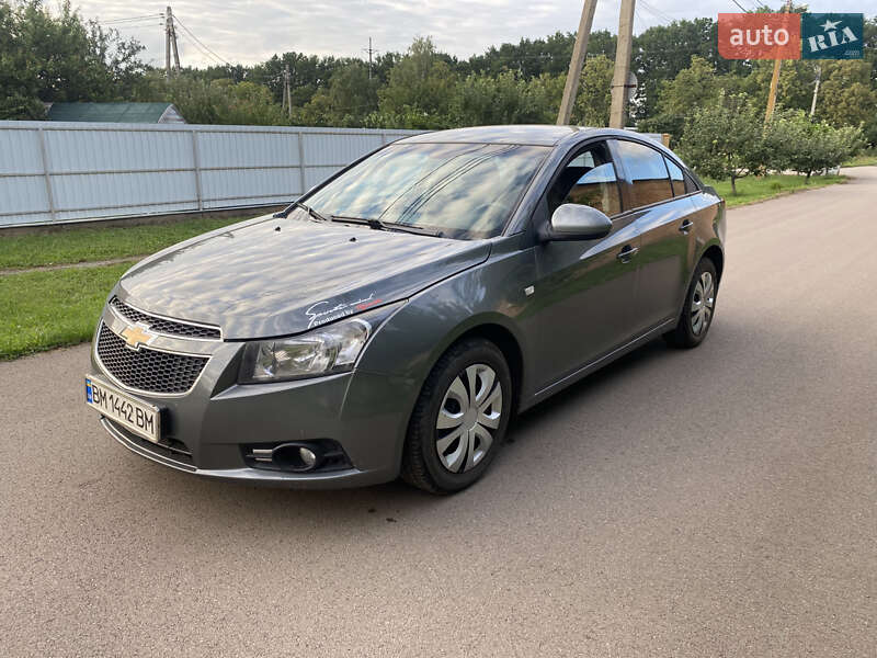 Седан Chevrolet Cruze 2011 в Сумах