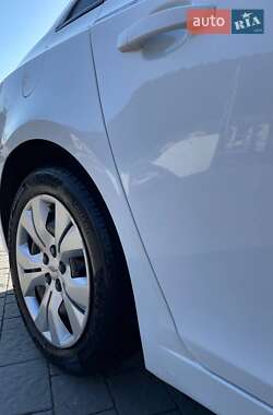 Седан Chevrolet Cruze 2014 в 