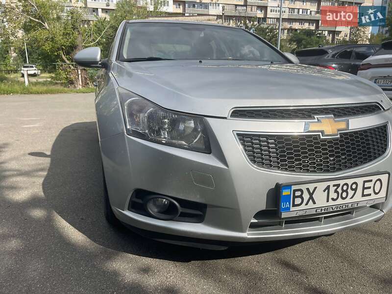 Седан Chevrolet Cruze 2011 в Киеве