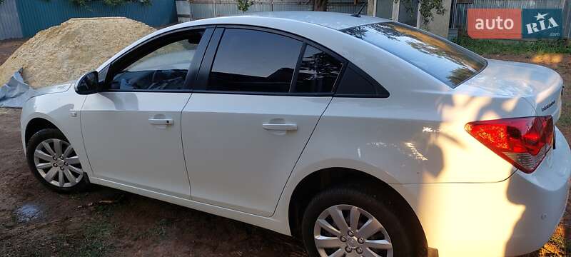 Седан Chevrolet Cruze 2012 в Харькове