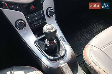 Седан Chevrolet Cruze 2013 в 