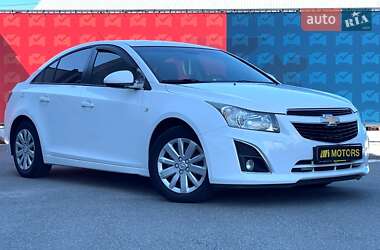 Седан Chevrolet Cruze 2013 в Києві