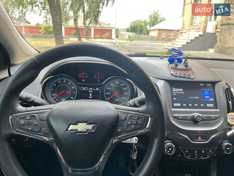 Седан Chevrolet Cruze 2018 в Лубнах
