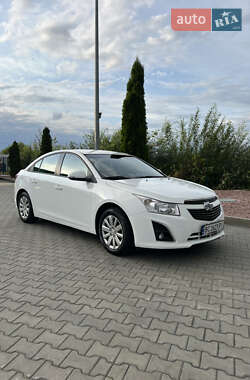 Седан Chevrolet Cruze 2014 в Львове