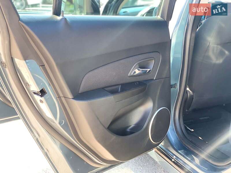 Седан Chevrolet Cruze 2011 в Вінниці