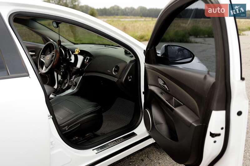Седан Chevrolet Cruze 2012 в Котельві