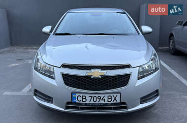 Седан Chevrolet Cruze 2014 в Чернигове