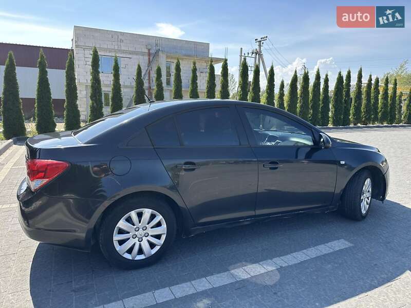 Седан Chevrolet Cruze 2011 в Івано-Франківську фото 7 Седан Chevrolet Cruze 2011 в Івано-Франківську