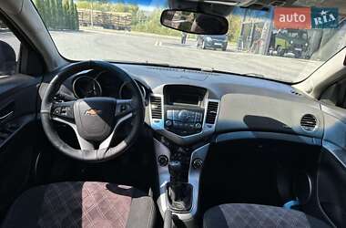 Седан Chevrolet Cruze 2011 в 