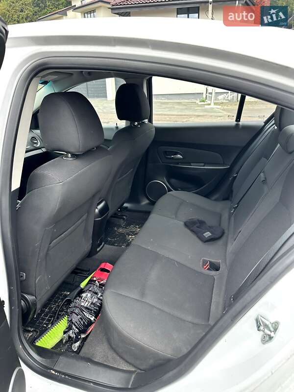 Седан Chevrolet Cruze 2012 в Львові фото 21 Седан Chevrolet Cruze 2012 в Львові