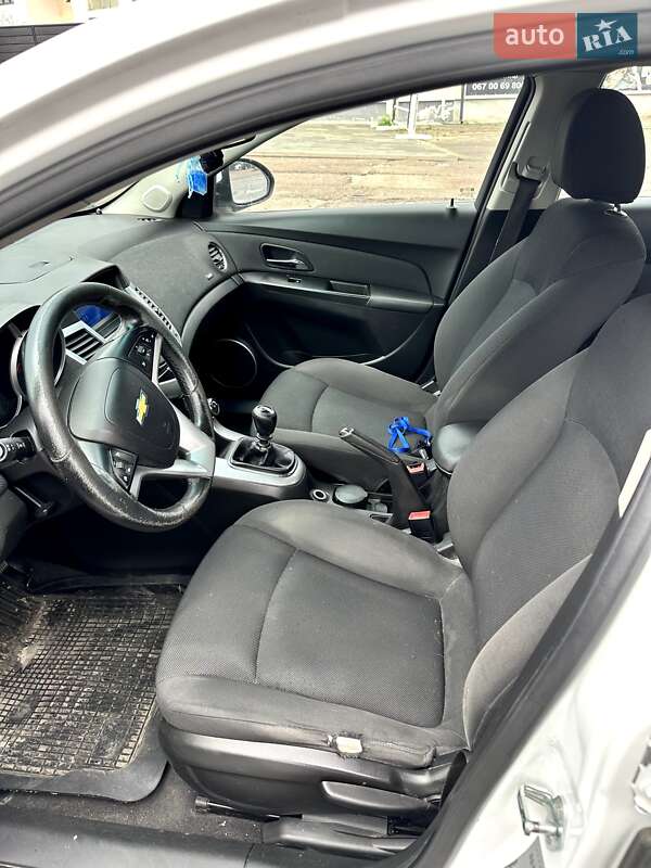 Седан Chevrolet Cruze 2012 в Львові фото 23 Седан Chevrolet Cruze 2012 в Львові