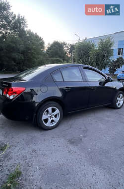 Седан Chevrolet Cruze 2011 в 