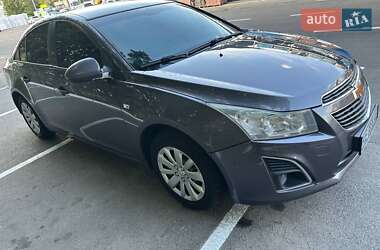 Седан Chevrolet Cruze 2014 в Днепре