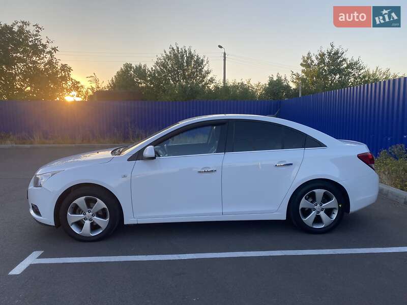 Седан Chevrolet Cruze 2012 в Николаеве фото 6 Седан Chevrolet Cruze 2012 в Николаеве
