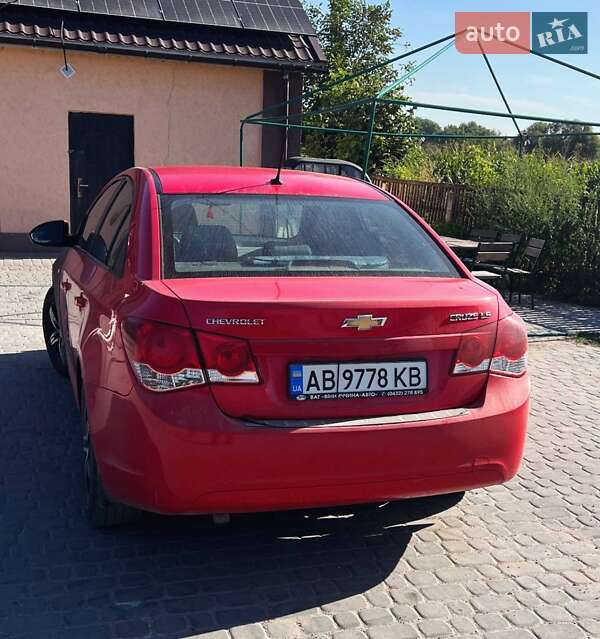 Седан Chevrolet Cruze 2010 в Виннице