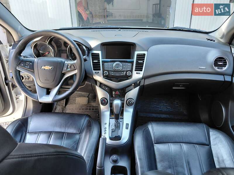 Седан Chevrolet Cruze 2011 в Запорожье