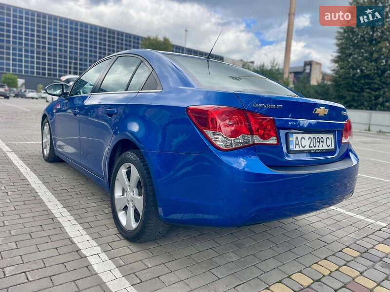 Седан Chevrolet Cruze 2011 в Луцьку