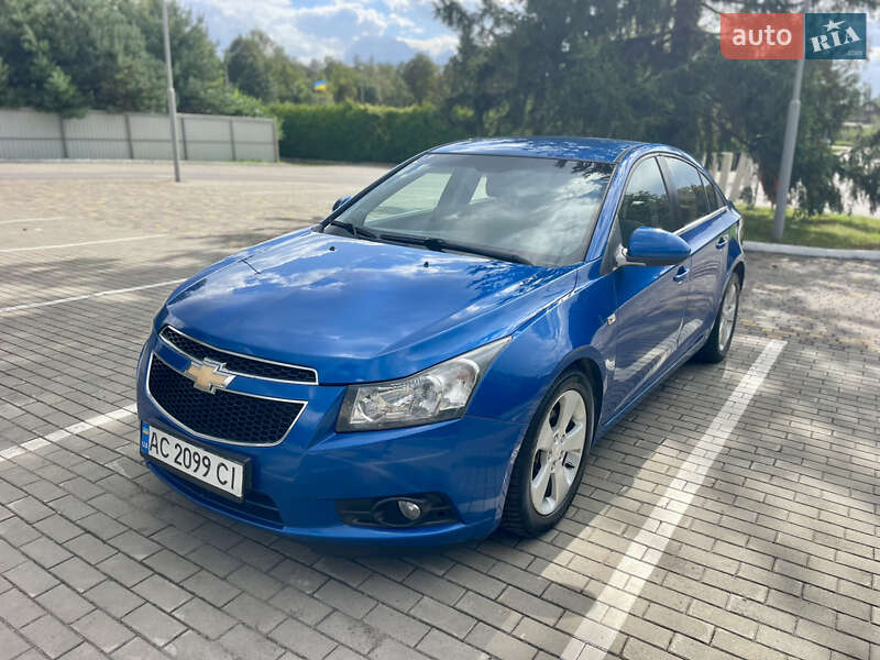Седан Chevrolet Cruze 2011 в Луцьку