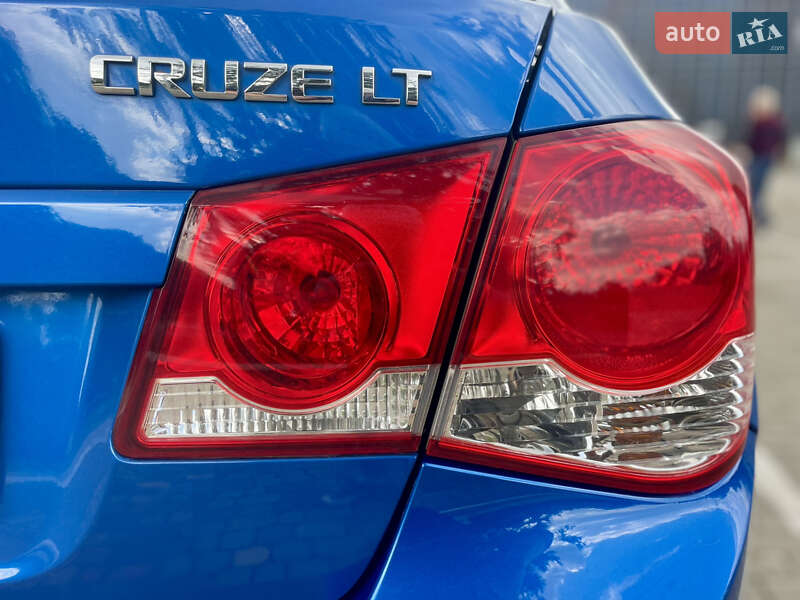 Седан Chevrolet Cruze 2011 в Луцьку