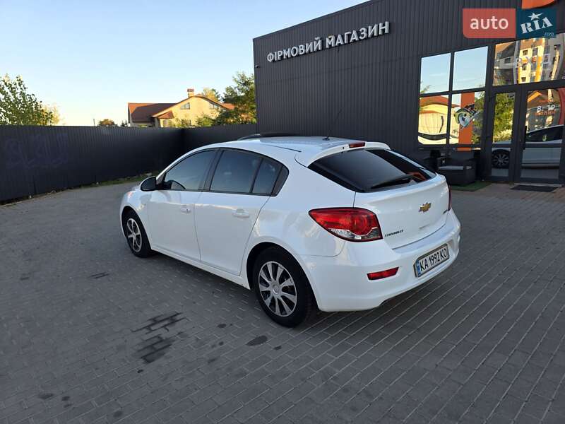 Хэтчбек Chevrolet Cruze 2011 в Киеве