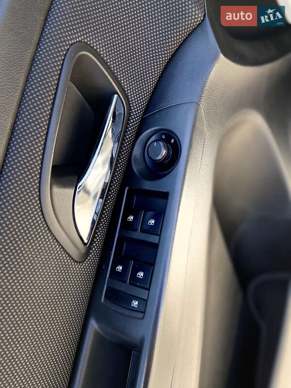 Седан Chevrolet Cruze 2012 в Шепетівці