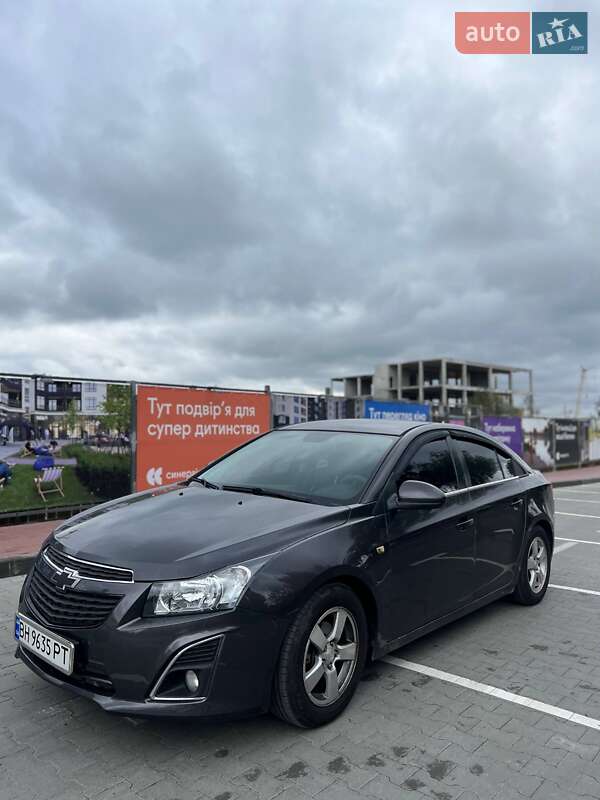 Седан Chevrolet Cruze 2013 в Ізмаїлі
