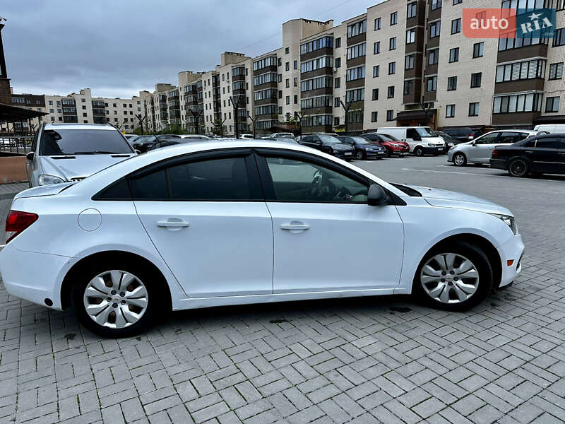 Седан Chevrolet Cruze 2015 в Вінниці