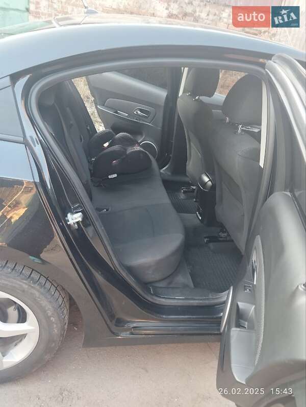Седан Chevrolet Cruze 2011 в Тульчині