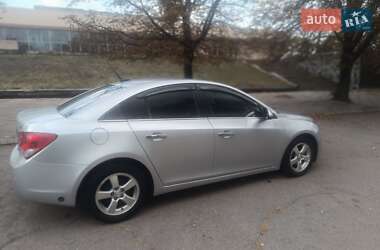 Седан Chevrolet Cruze 2014 в Кам'янському