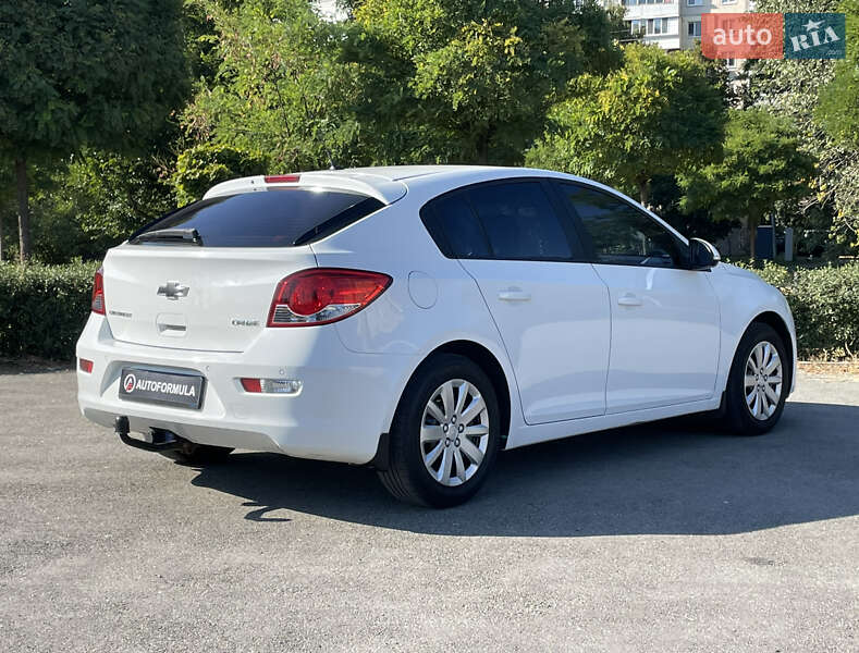 Хэтчбек Chevrolet Cruze 2014 в Киеве фото 10 Хэтчбек Chevrolet Cruze 2014 в Киеве
