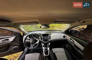 Седан Chevrolet Cruze 2011 в 