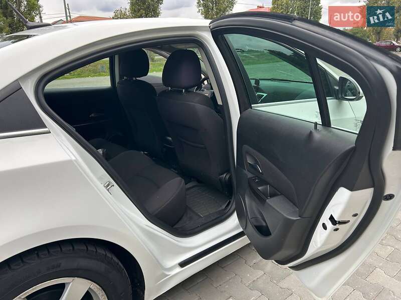 Седан Chevrolet Cruze 2014 в Черноморске фото 10 Седан Chevrolet Cruze 2014 в Черноморске