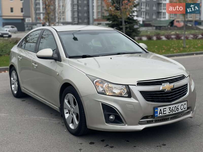 Седан Chevrolet Cruze 2014 в Дніпрі фото 7 Седан Chevrolet Cruze 2014 в Дніпрі