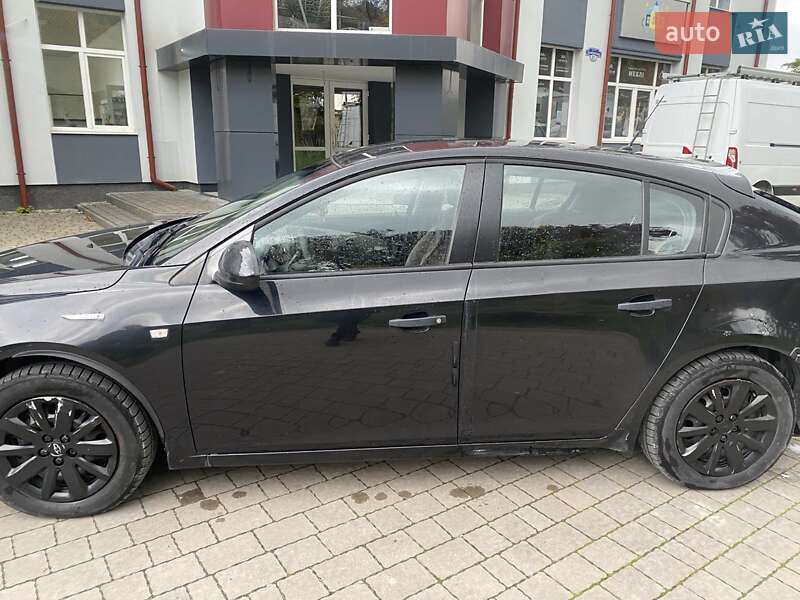 Хетчбек Chevrolet Cruze 2012 в Львові