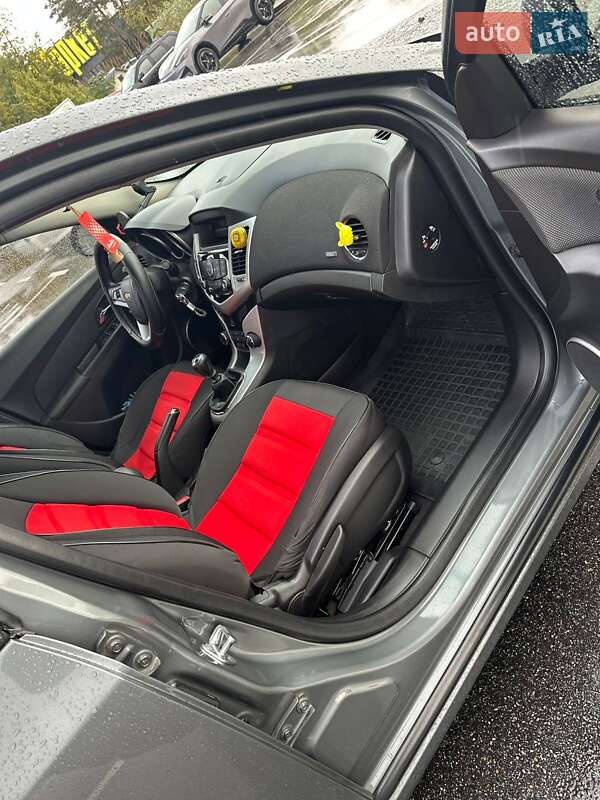 Седан Chevrolet Cruze 2012 в Киеве фото 11 Седан Chevrolet Cruze 2012 в Киеве