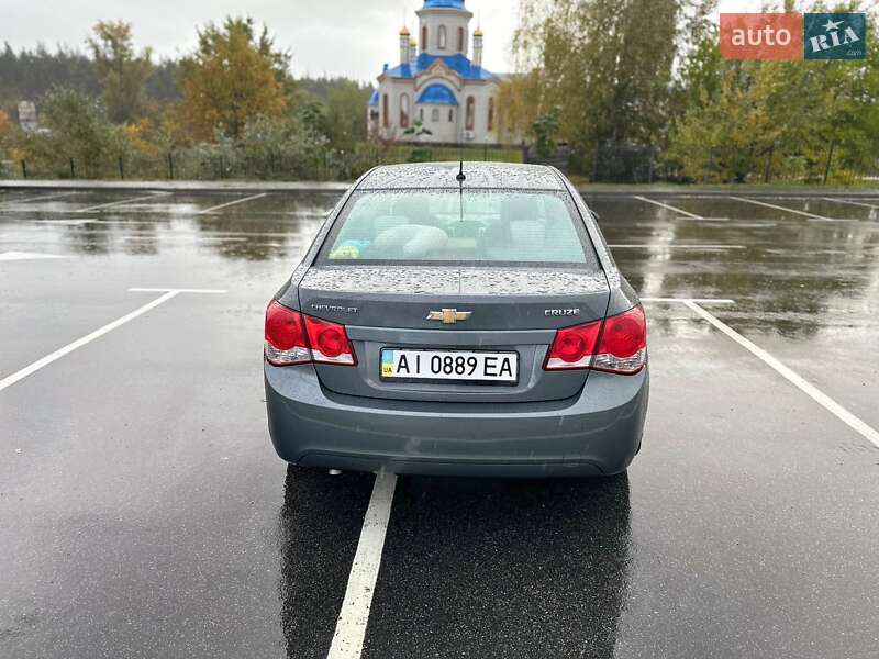 Седан Chevrolet Cruze 2012 в Киеве фото 6 Седан Chevrolet Cruze 2012 в Киеве