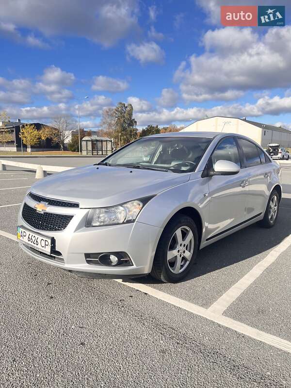 Седан Chevrolet Cruze 2011 в Луцке фото 3 Седан Chevrolet Cruze 2011 в Луцке