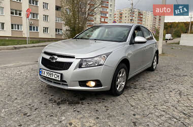 Хэтчбек Chevrolet Cruze 2012 в Хмельницком