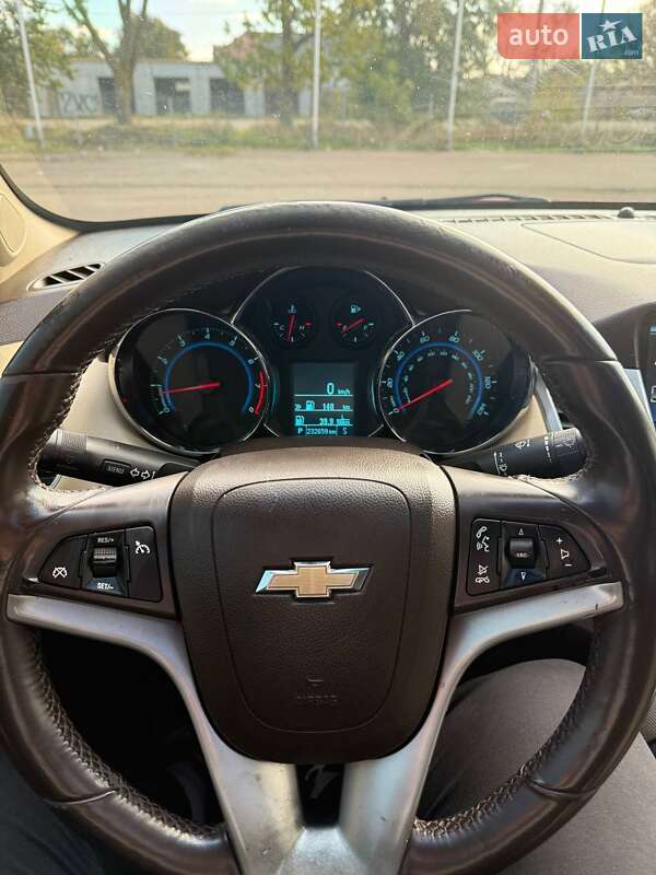 Седан Chevrolet Cruze 2012 в Одессе фото 7 Седан Chevrolet Cruze 2012 в Одессе