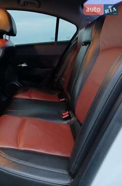 Седан Chevrolet Cruze 2011 в 