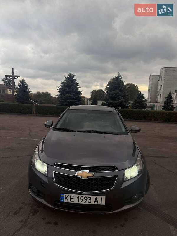 Хэтчбек Chevrolet Cruze 2012 в Каменском